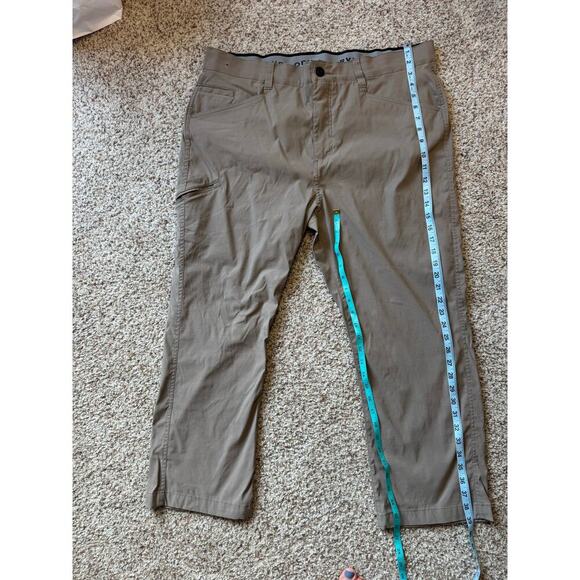 ORVIS Men's Jeans/Pants size 40X30, Lightweight; Performance material. Quick Dry - Picture 5 of 10